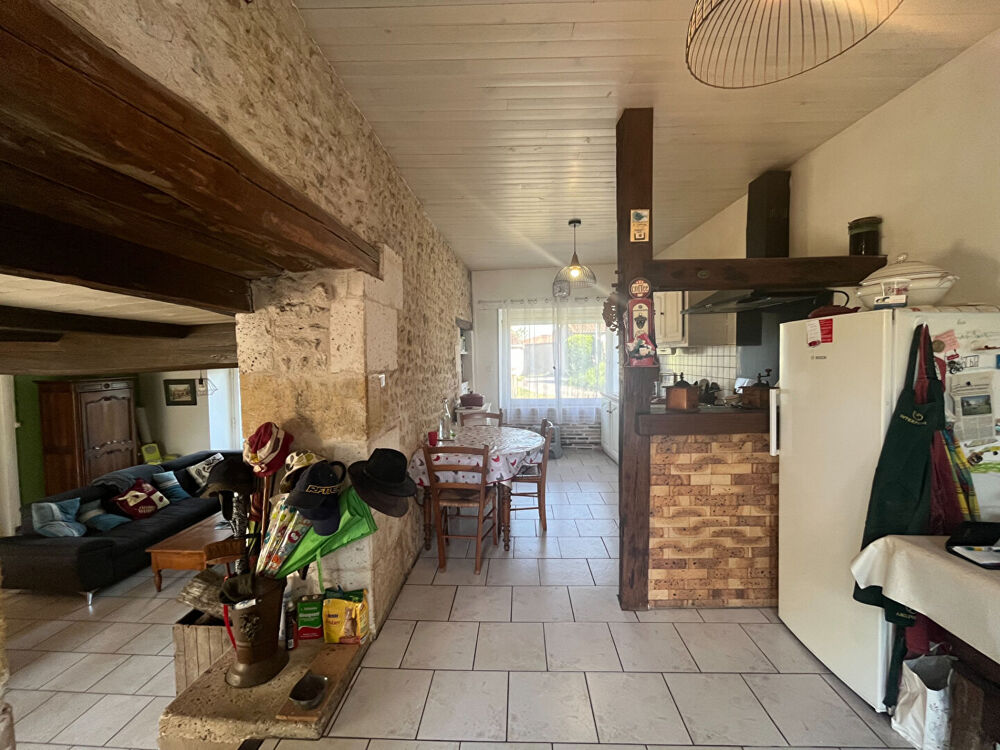 Vente Maison Maison 3 chambres, jardin et dépendances Montmoreau saint cybard