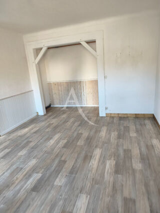  Maison à louer 4 pièces 94 m²