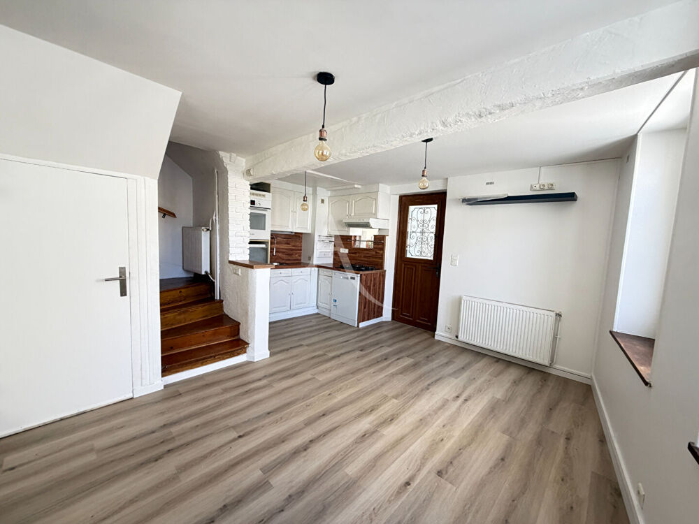 Maison 3 pièces, avec cave - proche commerces, écoles et transports