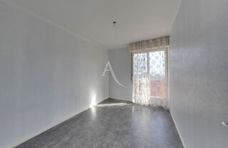  Appartement � vendre 5 pi�ces 87 m�