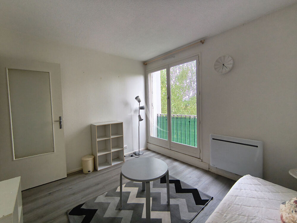 Vente Appartement Pau, proche facultés, studio avec parking Pau