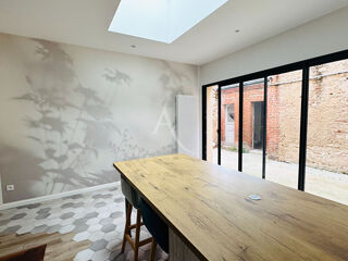  Maison  vendre 7 pices 213 m