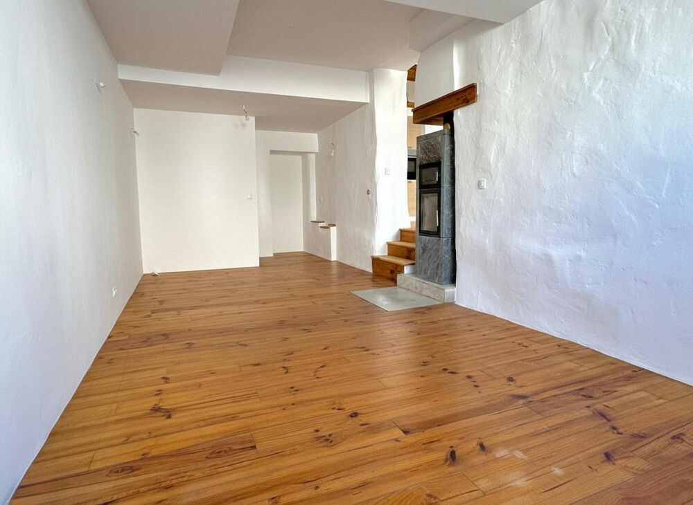 Maison d'environ 140 m2 , 4 pièces, 2 chambres
