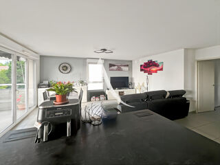  Appartement  vendre 4 pices 1 m