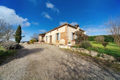   Jolie propri�t� de caract�re � proximit� de Lauzerte - Maison familiale ou double habitation sur 2 912 m� Maison - 7 pi�ce(s) - 200 m�