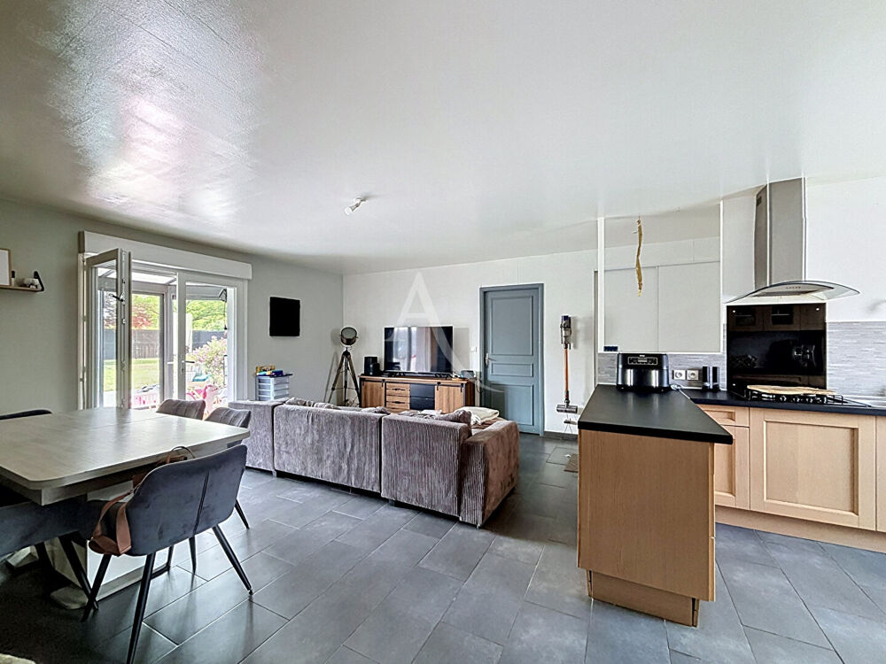 Vente Maison Maison Chemazé vie de plain pied 6 pièce(s) 126 m2 Chemaze