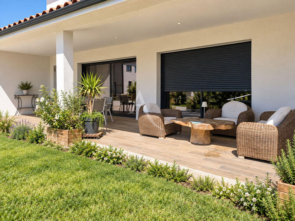 Maison très recente 5 pièce(s) 167 m2