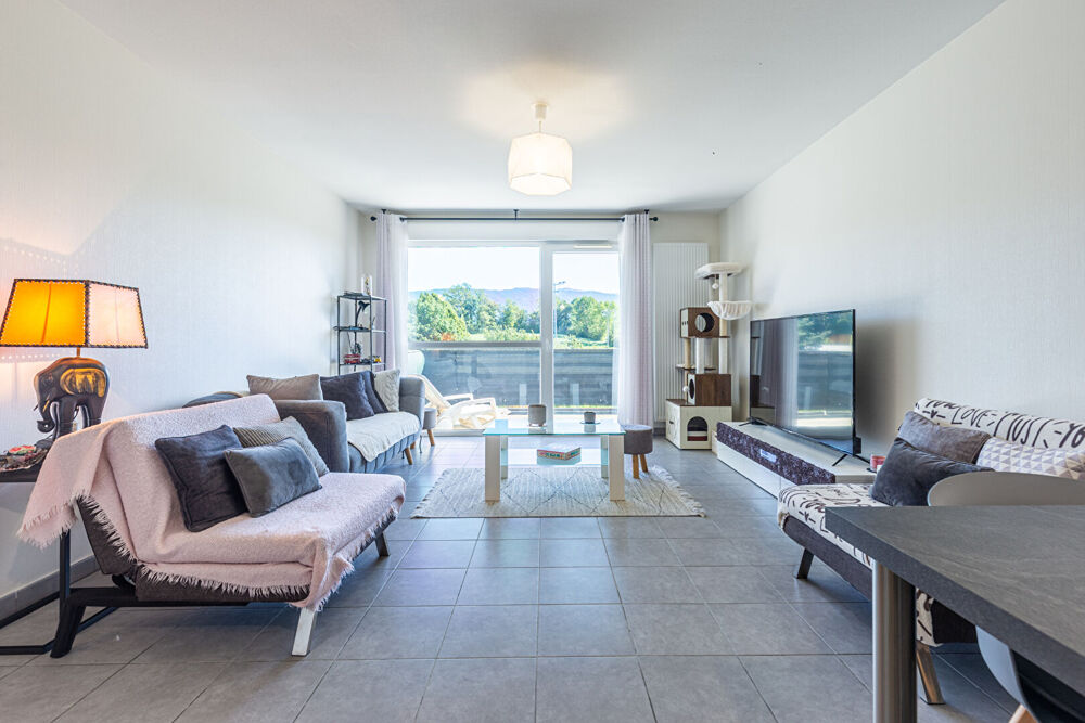AGENCE IMMOBILIERE LAFORET - EXCLUSIVITE - "CALLUNA" - ANNECY / CHAVANOD - APPARTEMENT T2 de 47,87m² - CAVE - CELLIER - PARKING
