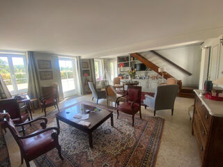  Maison à louer 6 pièces 149 m²