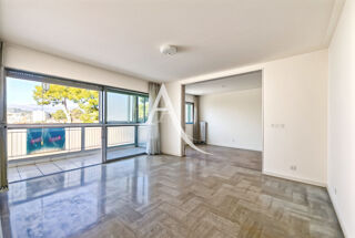  Appartement  vendre 4 pices 85 m