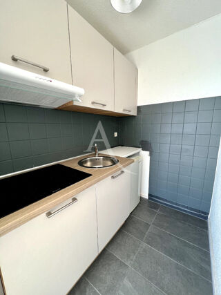  Appartement à louer 2 pièces 35 m²