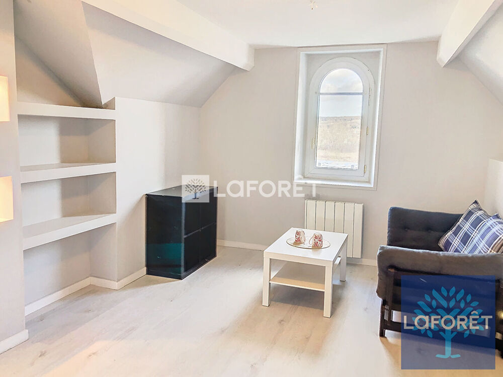 Location Appartement APPARTEMENT - 2 PIÈCES - MEUBLÉ - JARDIN PRIVATIF - 91150 - ETAMPES Etampes