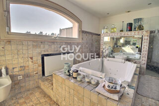  Villa � vendre 7 pi�ces 275 m�