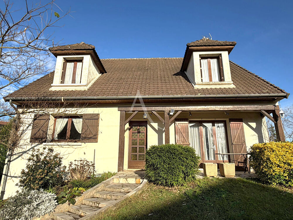 Maison familiale indépendante | Sous-sol total | JARDIN