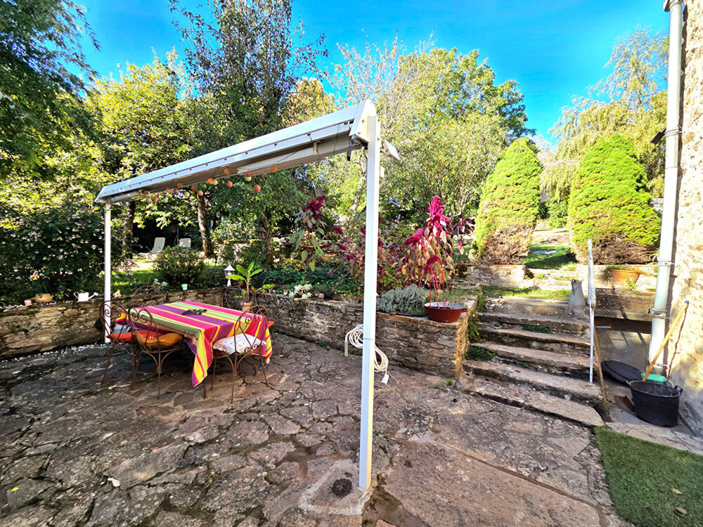 Vente Maison Magnifique demeure en pierres et son jardin paisible Moyrazes