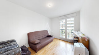  Appartement à louer 4 pièces 82 m²