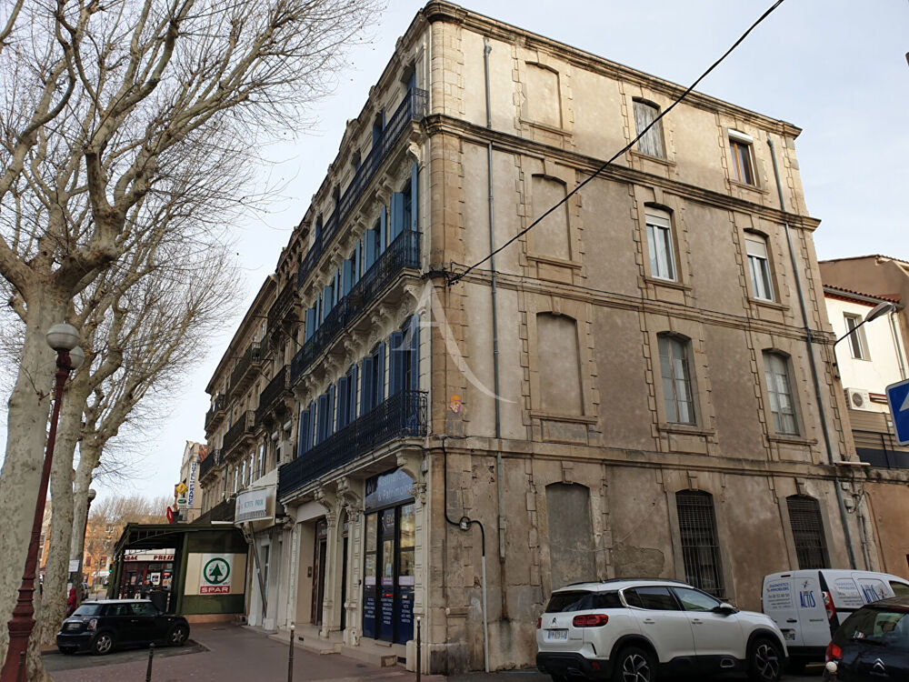 Location Appartement Face aux HALLES, Narbonne, T2 meublé de 32 m². Narbonne