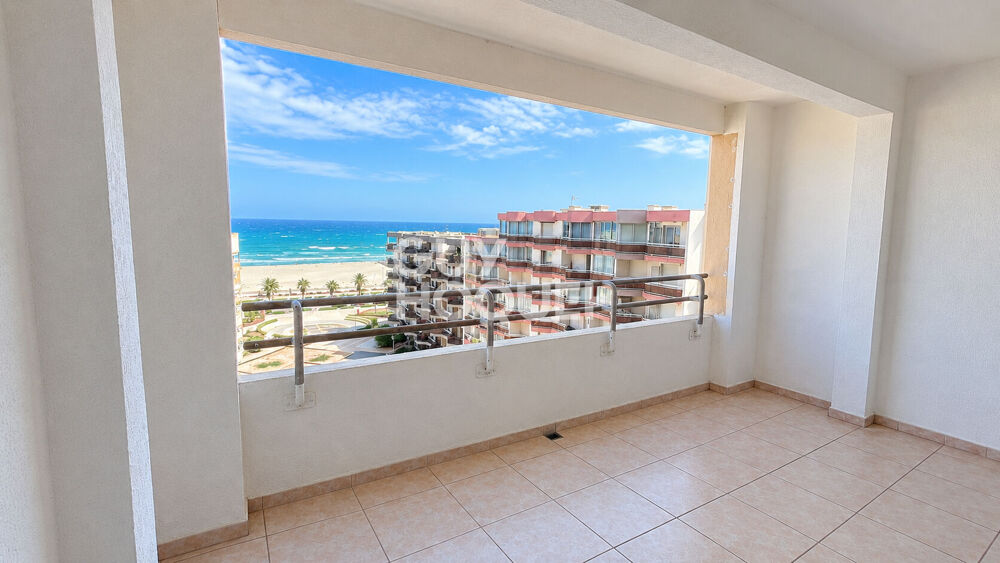 Location Appartement A louer à l'année - Appartement 2 pièces vue mer, avec place de stationnement et cave Canet en roussillon