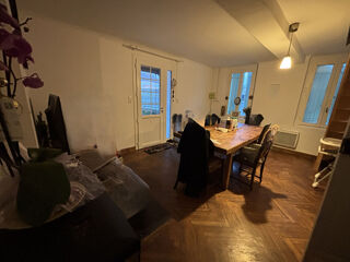  Immeuble à vendre 390 m²