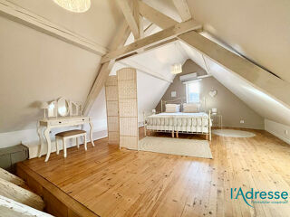  Maison � vendre 10 pi�ces 317 m�