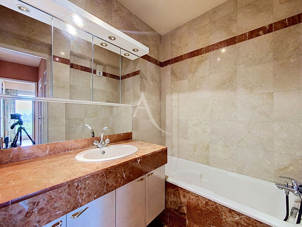 � vendre  Appartement Saint-Germain-en-Laye (78100)