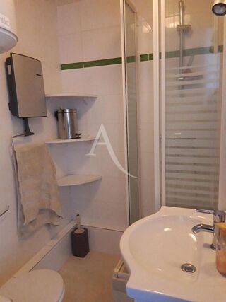  Appartement à louer 1 pièce 16 m²