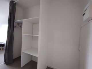  Immeuble � vendre 15 + pi�ces 300 m�