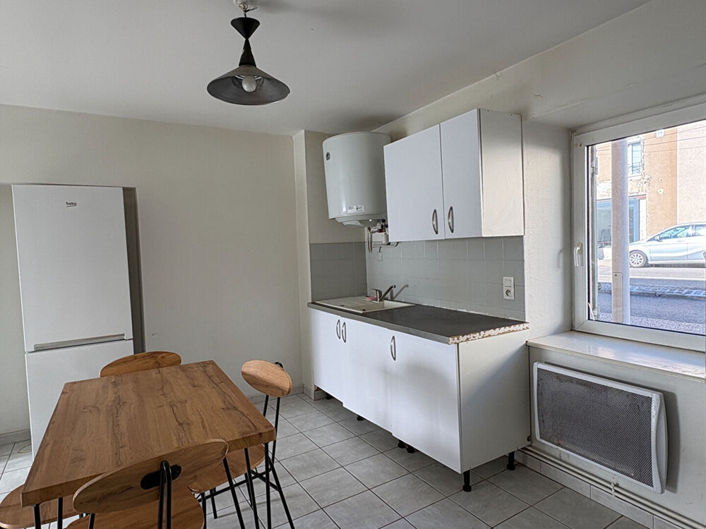 Location Appartement Studio 24 m² - Avenue du Mail - Bourg-en-Bresse Bourg en bresse