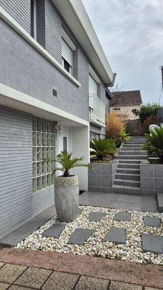  Maison  vendre 6 pices 143 m