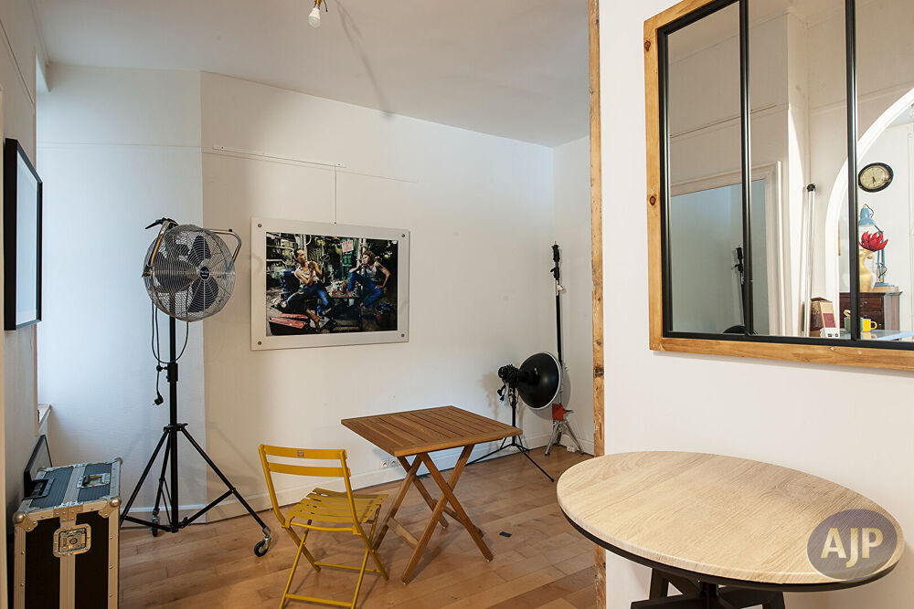 Vente Appartement Rez-de-cour - Studio comme un deux pièces Paris 16