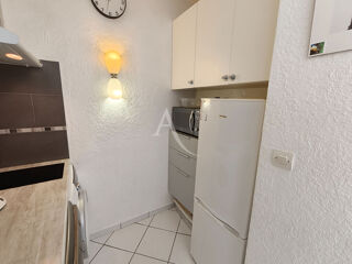  Appartement à louer 2 pièces 32 m²