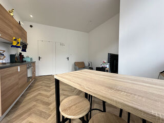  Immeuble à vendre 6 pièces 106 m²