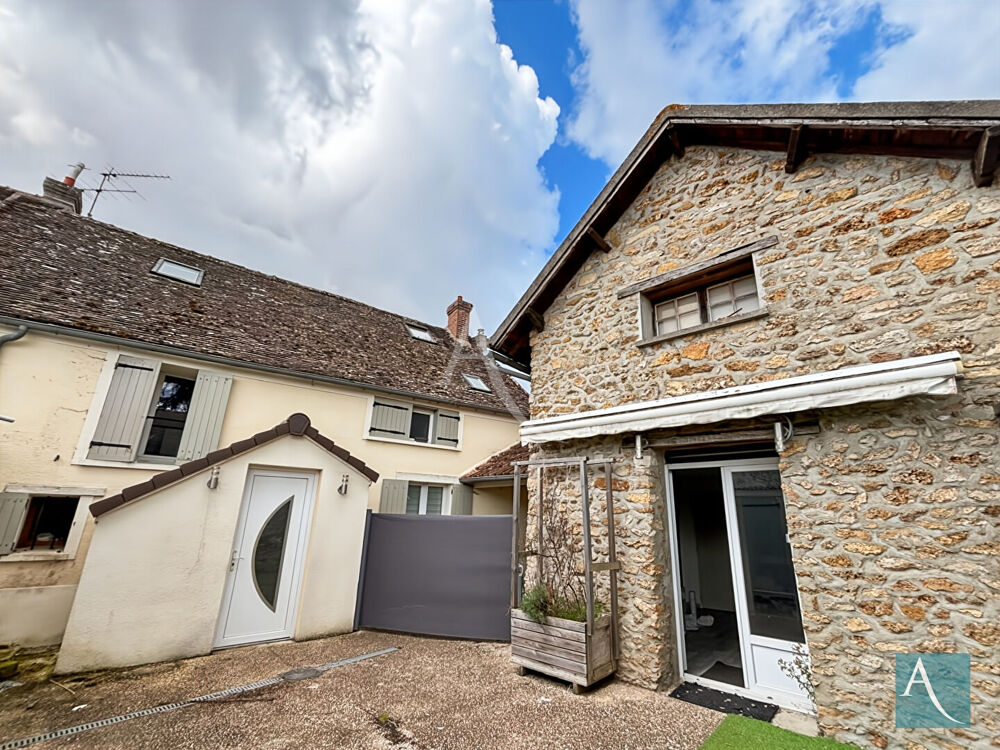 Vente Maison Lot de 2 duplex avec extérieurs dans petite copropriété sans charges  Idéal investisseur ou résidence + revenus locatifs à Chept Cheptainville