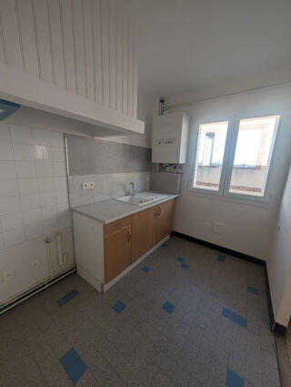  Appartement à louer 2 pièces 39 m²