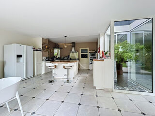  Maison � vendre 8 pi�ces 270 m�