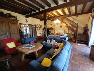  Maison  vendre 6 pices 250 m