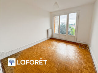  Appartement à louer 5 pièces 90 m² Viry chatillon
