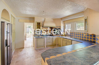  Maison � vendre 7 pi�ces 220 m�