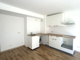  Appartement à louer 1 pièce 33 m²