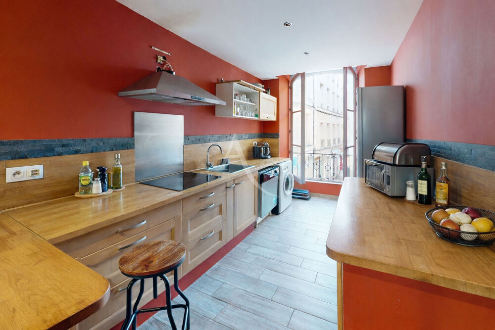 Vente Appartement POITIERS Appartement T4 lumineux avec balcon et cave en plein centre-ville Poitiers