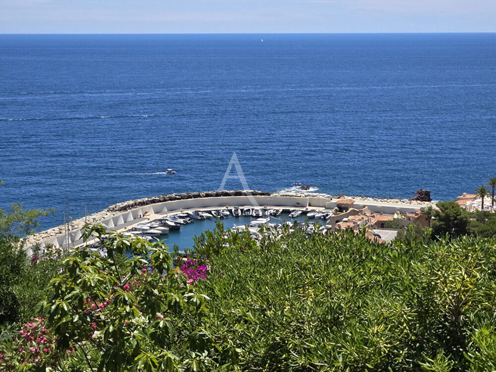 RARE ! Magnifique appartement-villa , VUE MER PANORAMIQUE THEOULE !