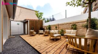  Immeuble � vendre 695 m�