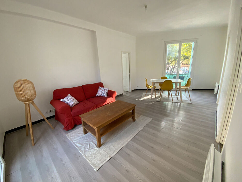 Location Appartement Appartement MEUBLÉ 3 pièce(s) 62 m² à Cuers Cuers