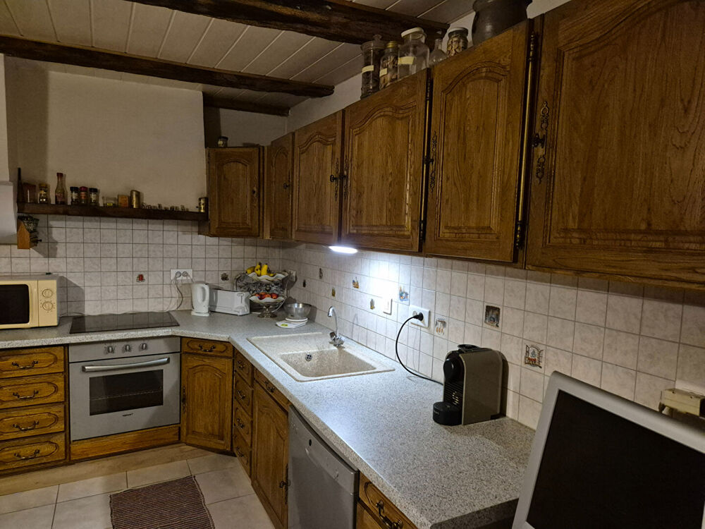 Vente Maison Maison de village 6 pièce(s) 173 m2 sur 644 m2 terrain Selles