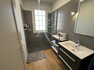  Maison  vendre 9 pices 160 m