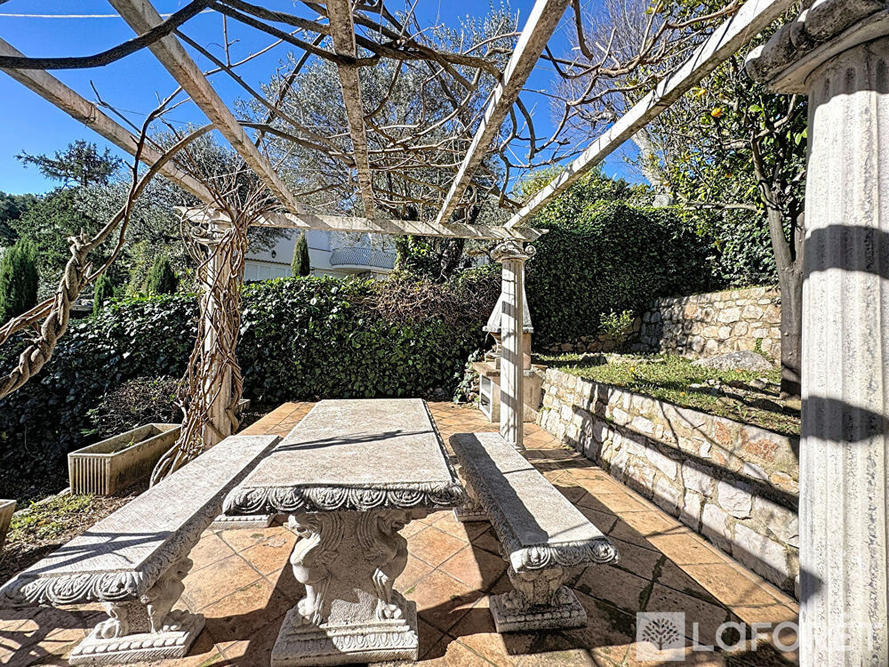 � vendre  Maison Roquebrune-Cap-Martin (06190)