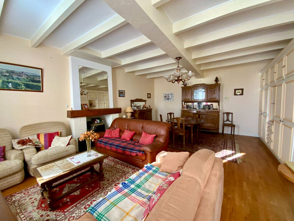 Maison 6 pièces 165 m² · à Jonzac · 165 m² · 170 565 €