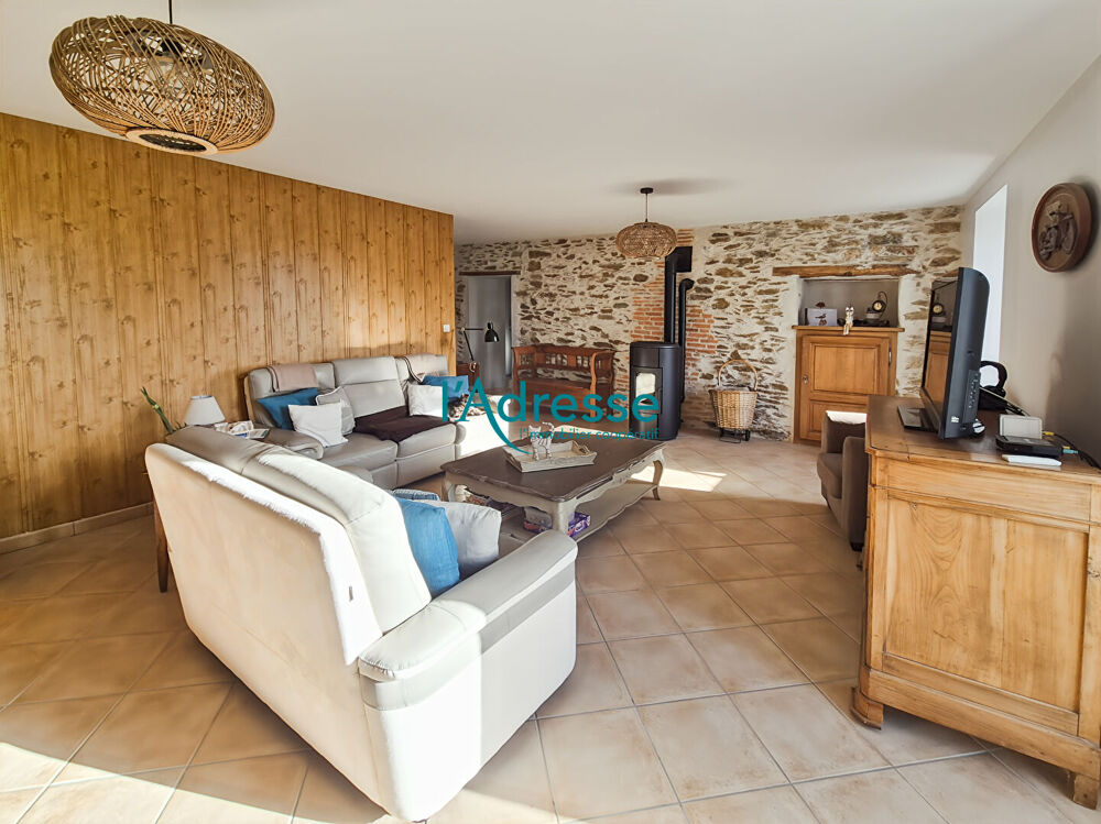 Longère 156 m2 + grange 100 m²