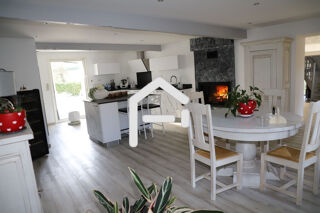  Villa � vendre 9 pi�ces 295 m�