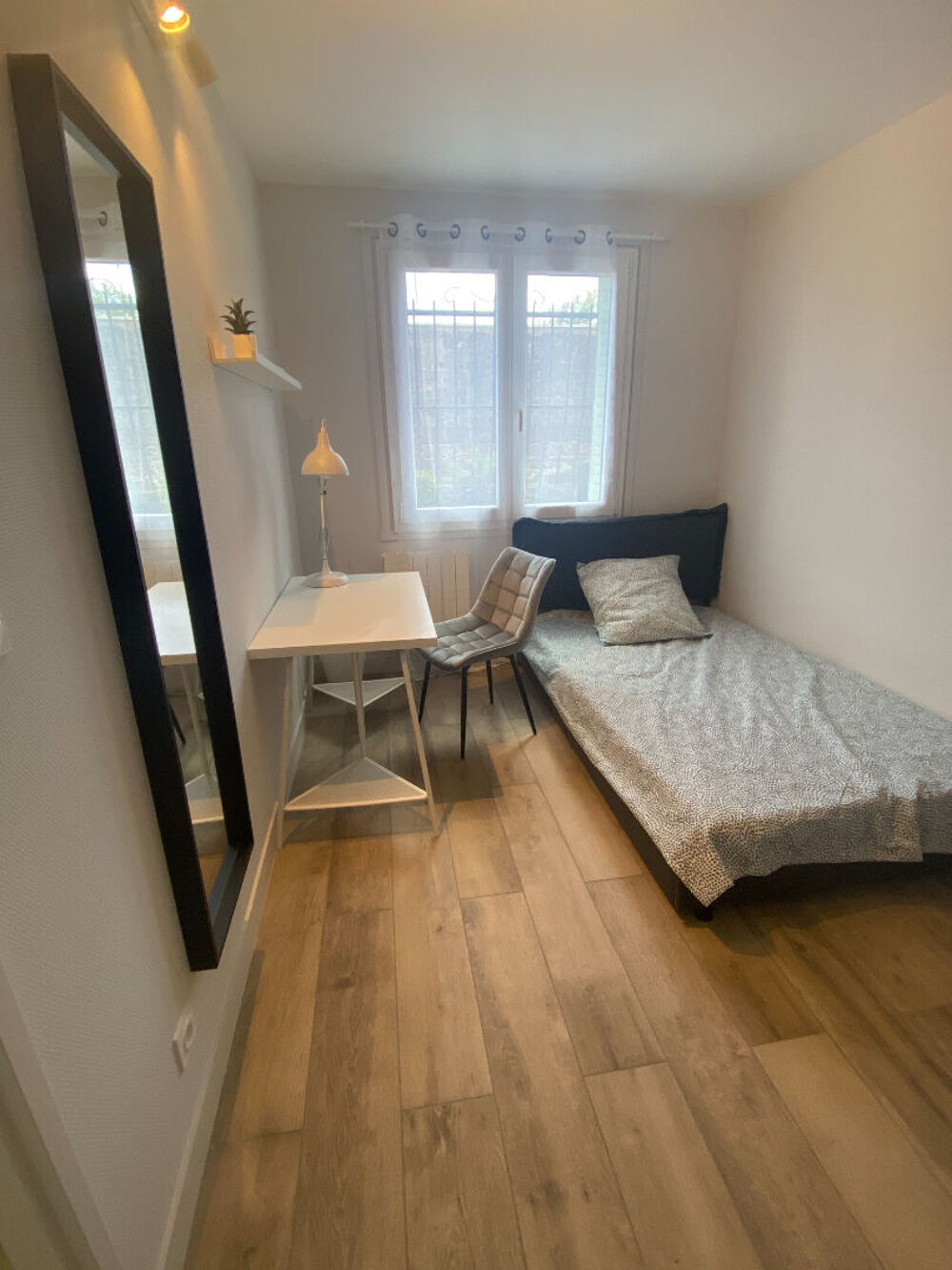 Location Appartement CHAMBRE A LOUER DANS APPARTEMENT EN COLOCATION - LYON 8 Lyon 8